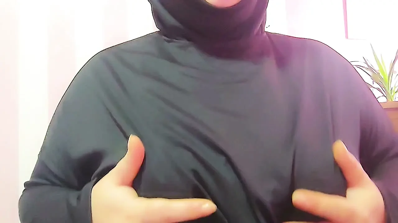Başörtülü Üvey Kız Kardeşimin Yaptıkları Beni Şok Etti!