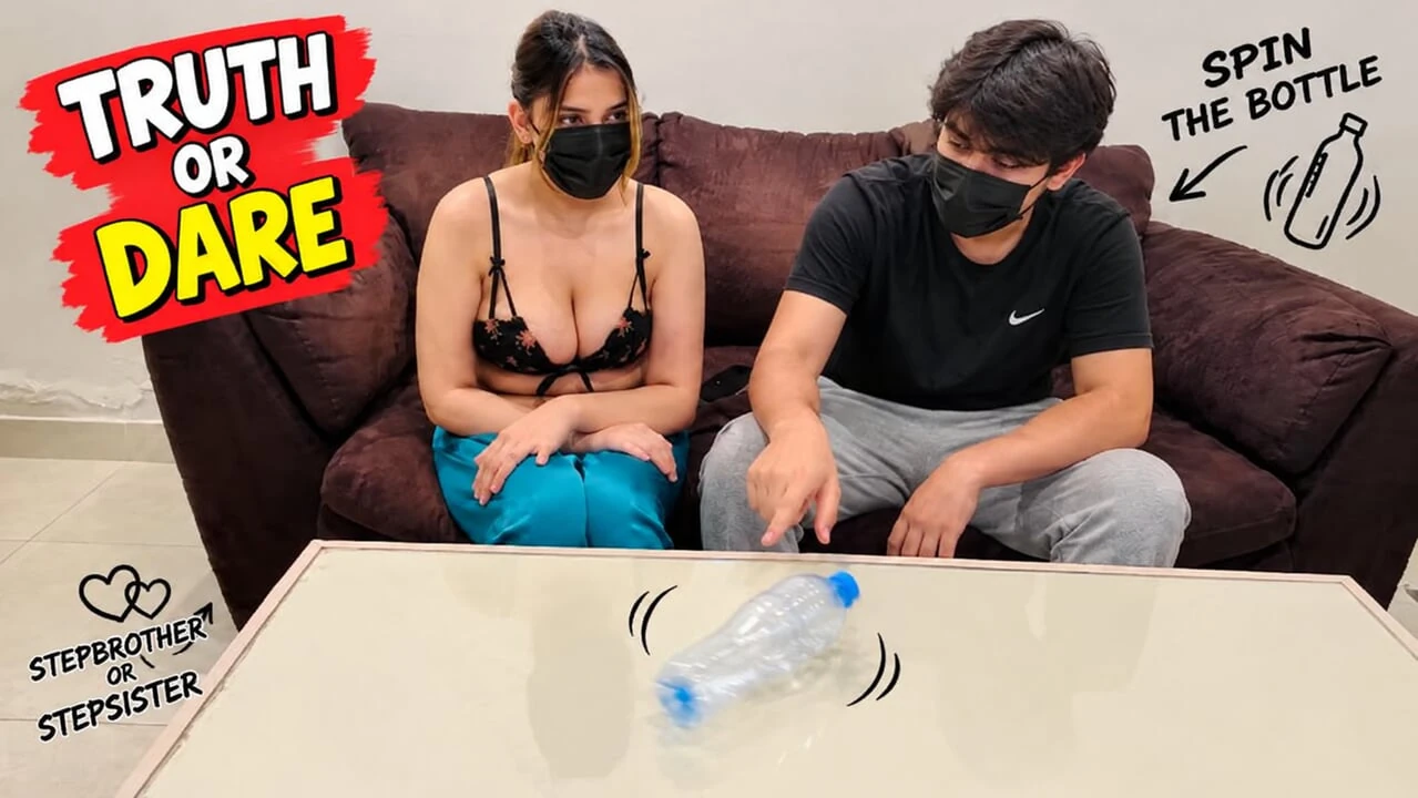 Üvey Erkek Kardeşimle Oyun Oynarken Azdıran Seksi Fısıldaşmalar